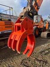 KBKC HYDRAULIC TINE GRAB (14T)