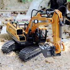 2.4G Remote Control Excavator